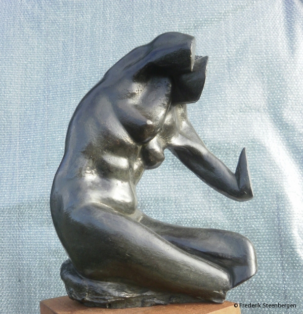 " Don't   touch"  44 cm Tall  *  bronze - 2012